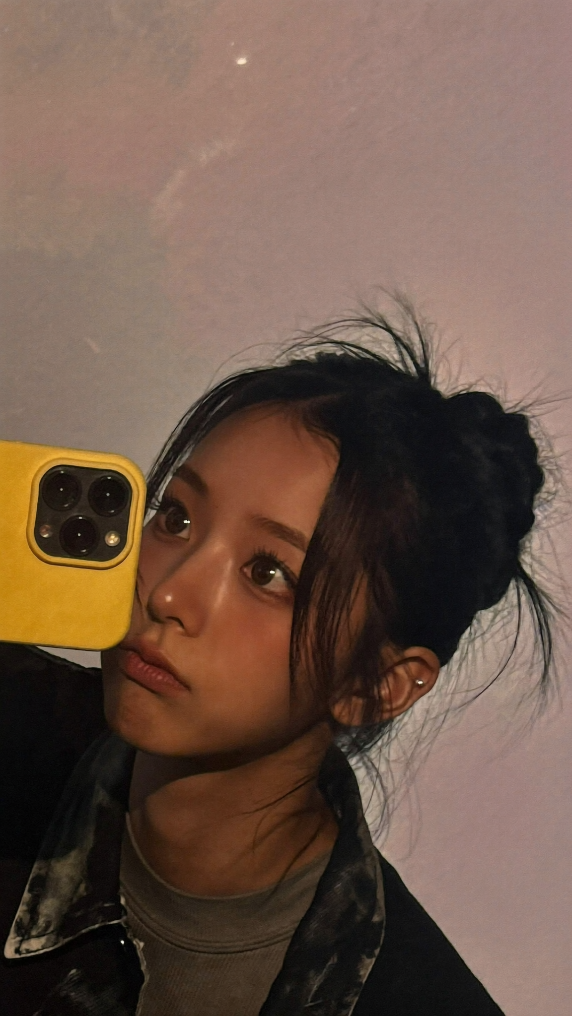 files/hf_20260509_000738_5cf04887-6b13-44fa-a757-e4d3f450d7fd.png